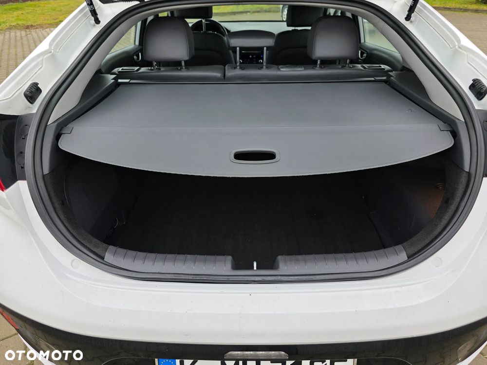 Hyundai IONIQ Hybrid Business - 28