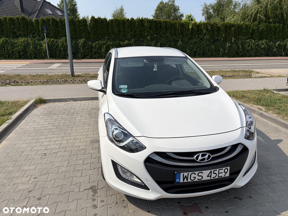 Hyundai i30 1.6 CRDi Classic + - 1