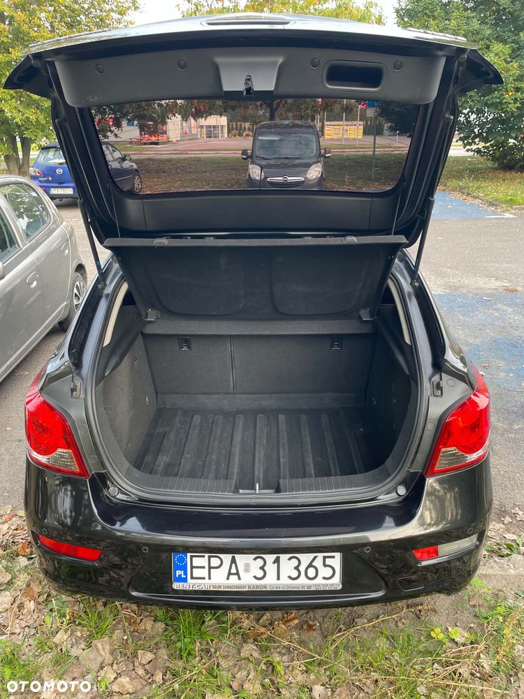 Chevrolet Cruze 1.6 LT - 20