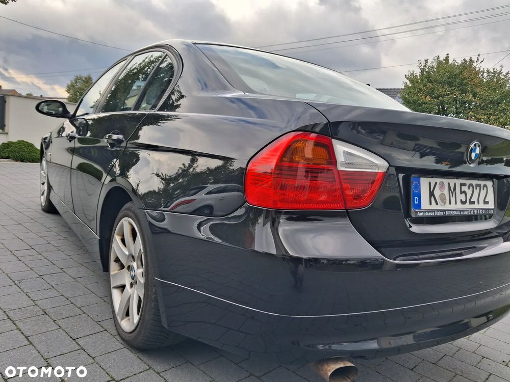 BMW Seria 3 320i - 16