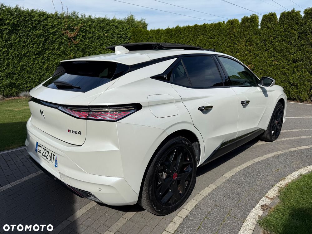 DS Automobiles DS 4 1.6 E-Tense Performance Line + - 2