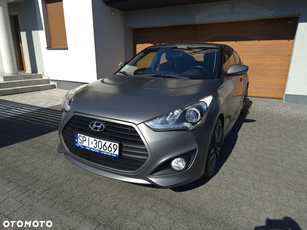 Hyundai Veloster - 10