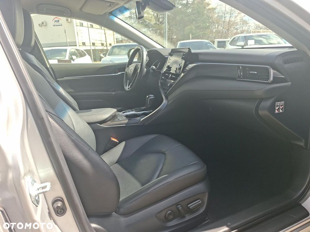 Toyota Camry 2.5 Hybrid Comfort CVT - 9