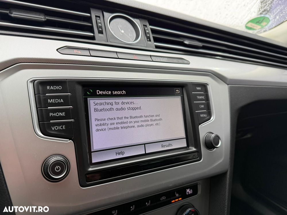 Volkswagen Passat 2.0 TDI (BlueMotion Technology) Highline - 31