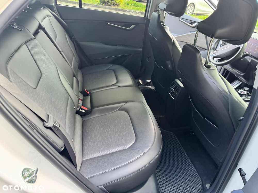 Kia Niro e-Niro 64kWh XL - 9