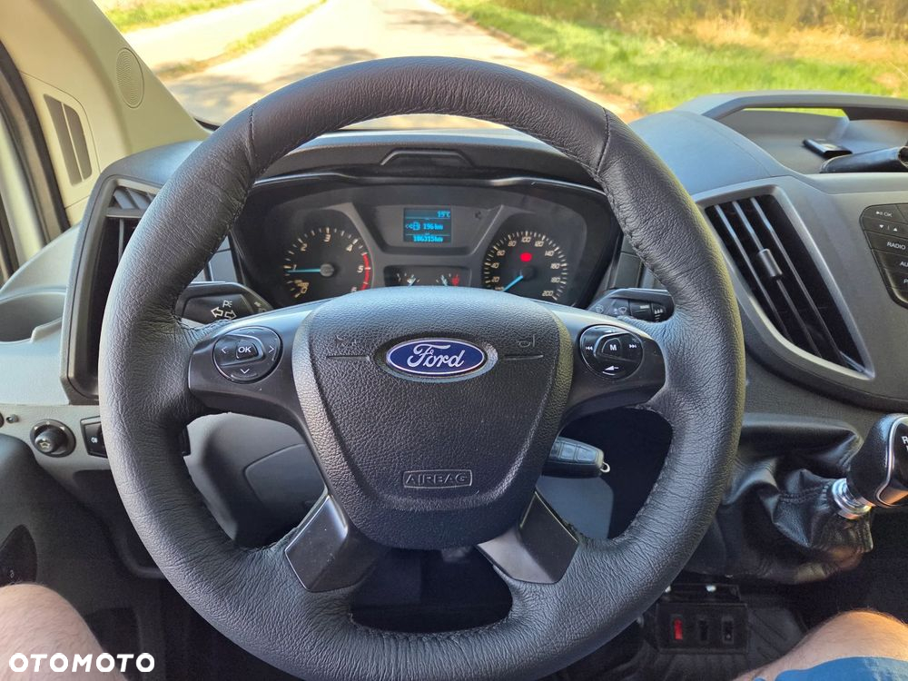 Ford Transit - 10
