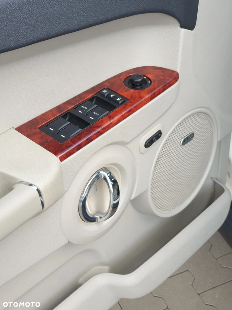 Jeep Commander 4.7 V8 - 15