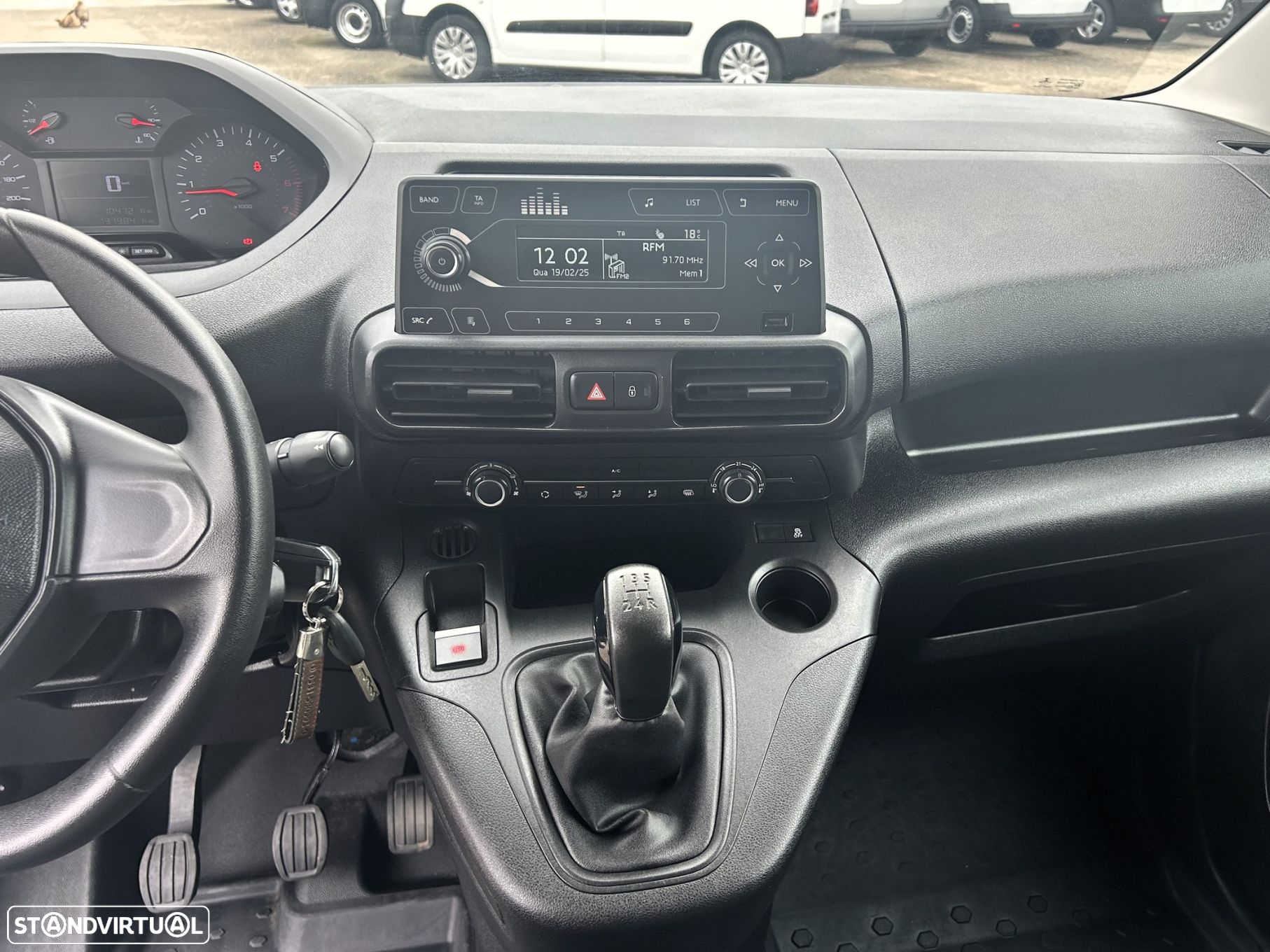 Peugeot Partner 1.5 BlueHDi Asphalt Longa - 18