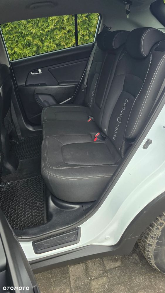 Kia Sportage 1.7 CRDI Business Line L 2WD - 9