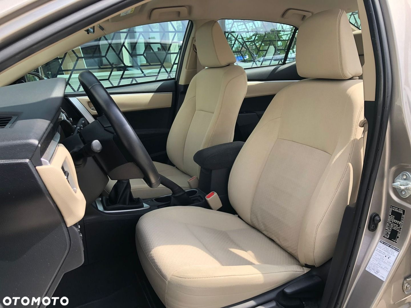 Toyota Corolla 1.6 Premium EU6 - 6
