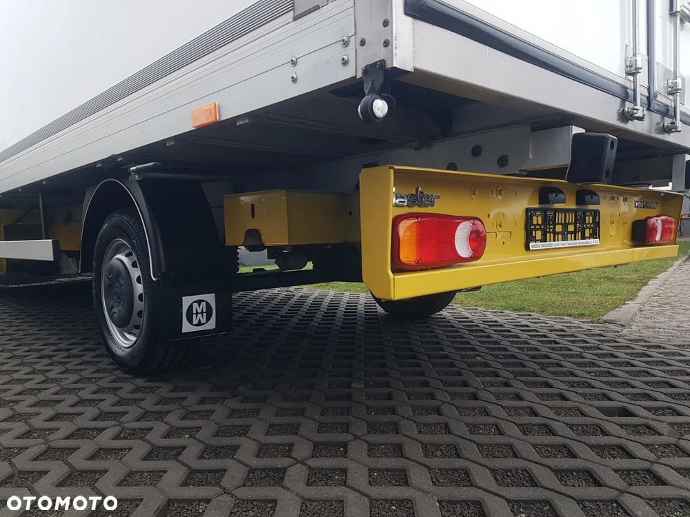 Renault MASTER KONTENER 8EP 4,22x2,23x2,23 KLIMA KRAJOWY MANUAL  6-BIEGÓW DMC 3500 KG - 26