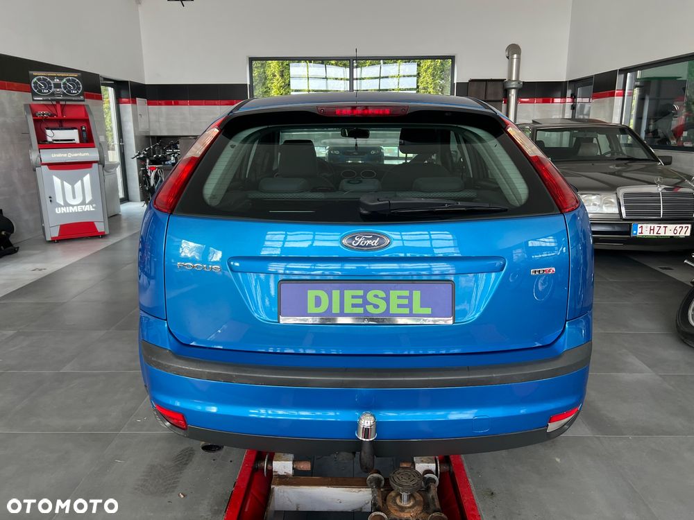Ford Focus 1.6 TDCi DPF Ambiente - 7