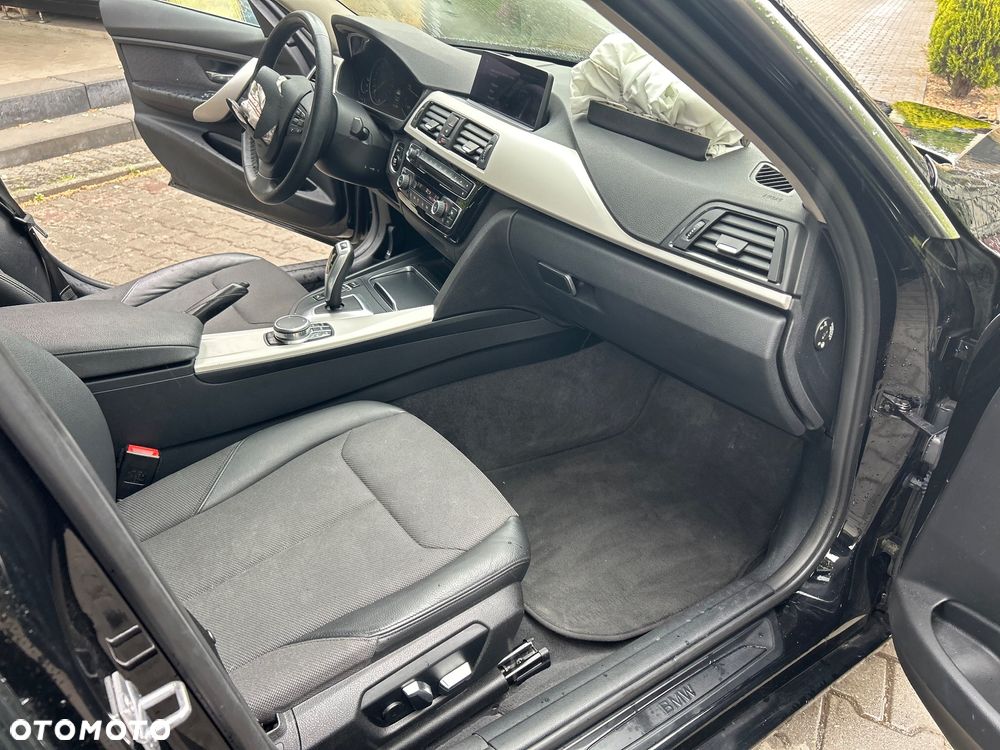 BMW Seria 3 318d Business Edition - 27