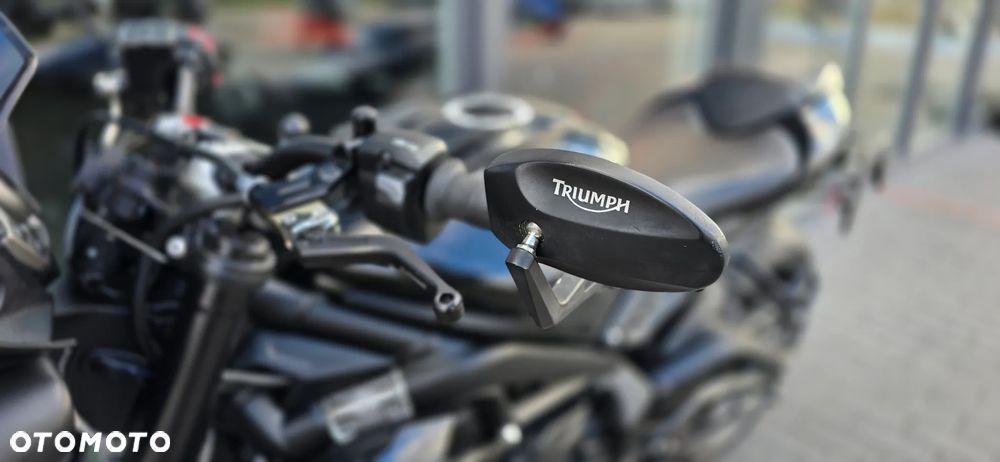 Triumph Street Triple - 31