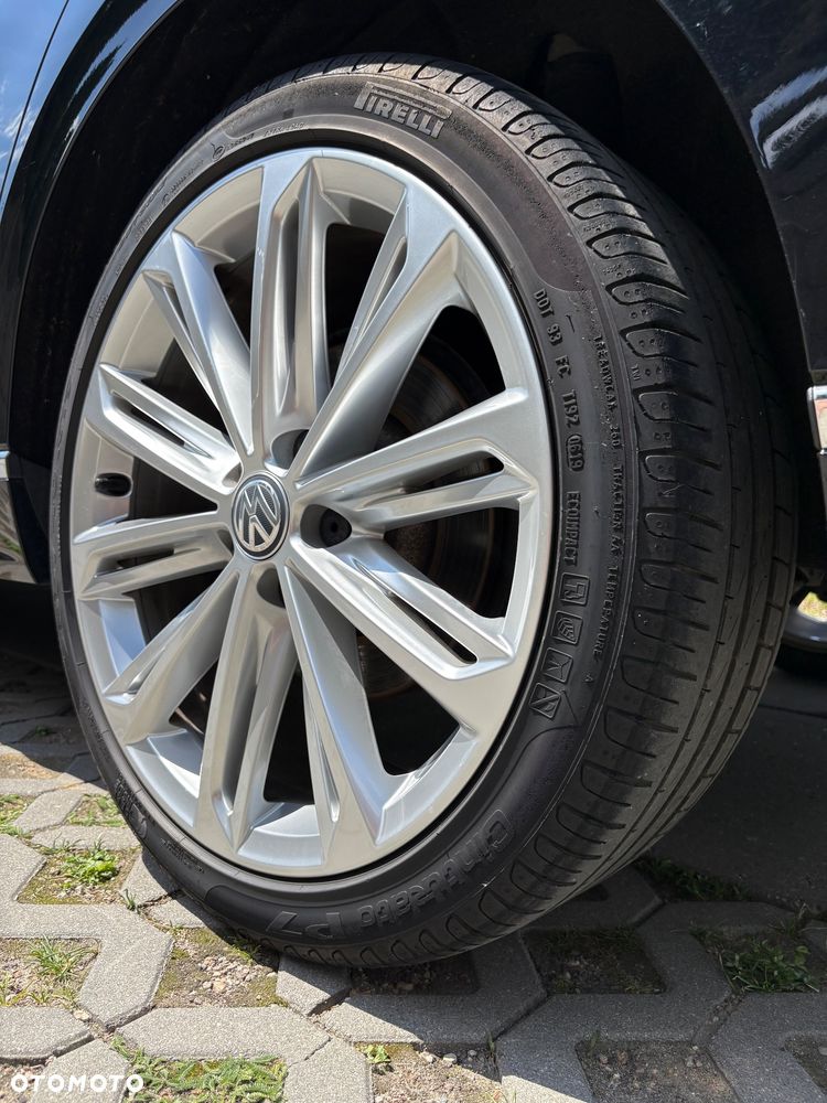 Volkswagen Passat 2.0 TDI Elegance DSG - 33