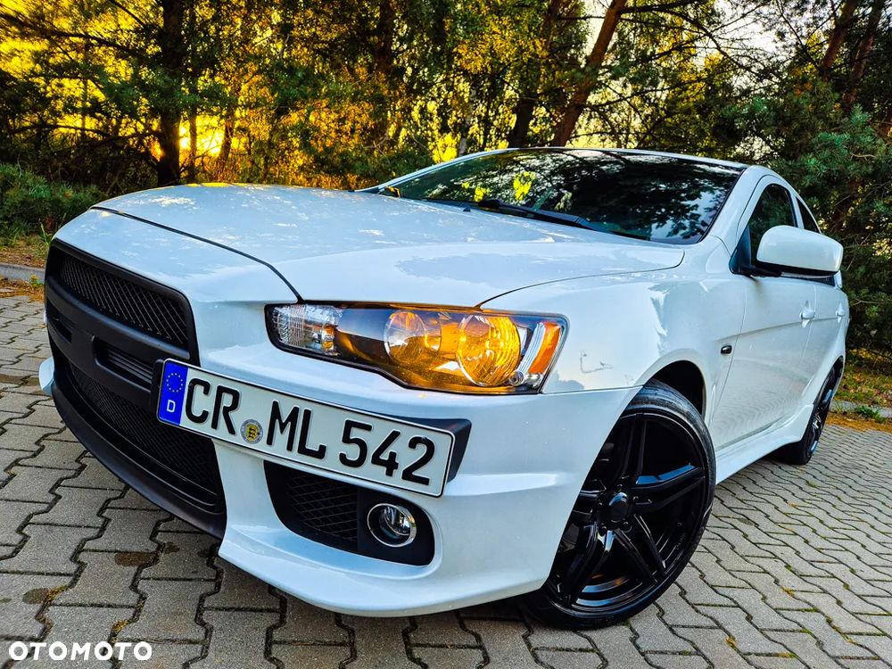 Mitsubishi Lancer 1.6 Invite - 4