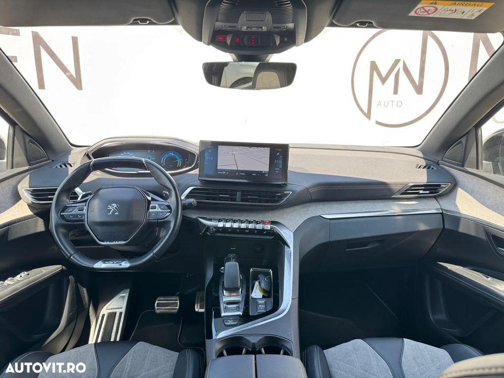 Peugeot 3008 PHEV 300 EAT8 4X4 GT - 8