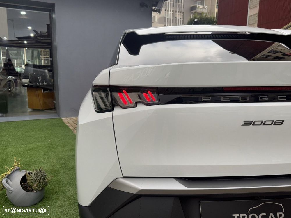 Peugeot 3008 1.2 Hybrid Allure e-DCS6 - 10