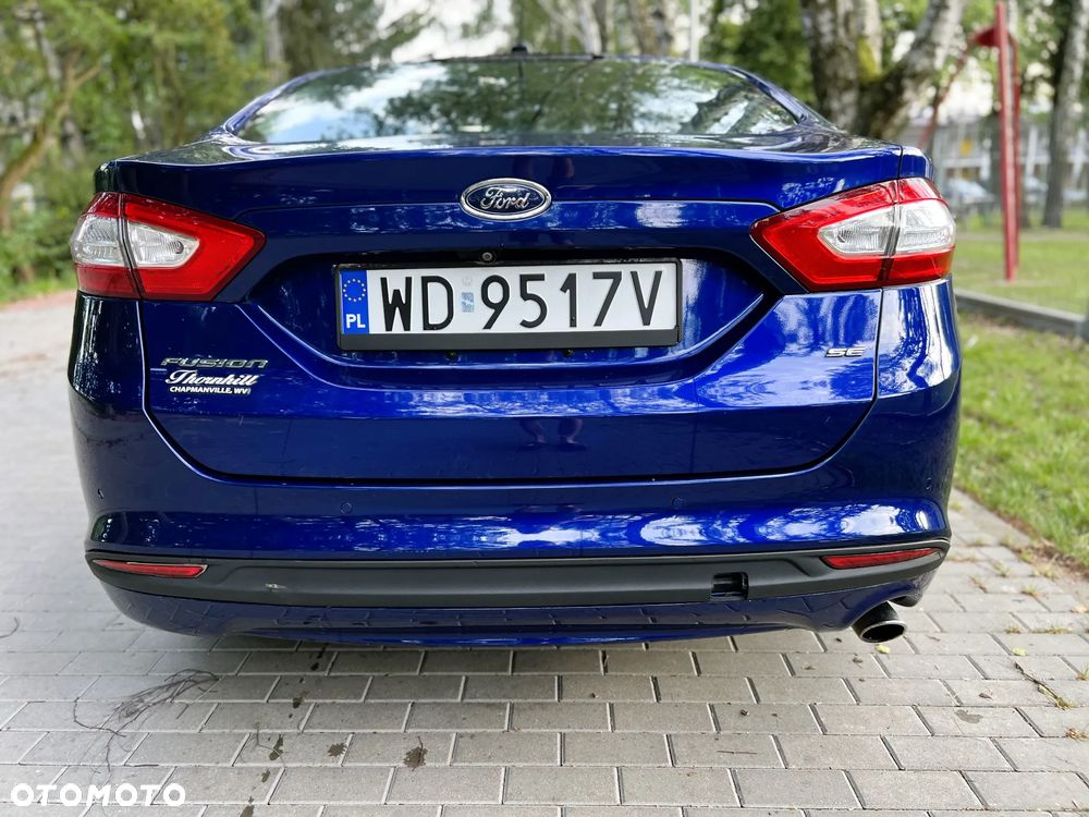Ford Fusion - 33