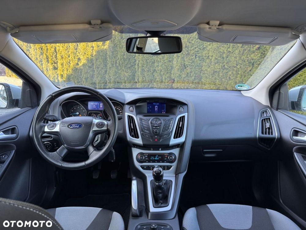 Ford Focus - 13