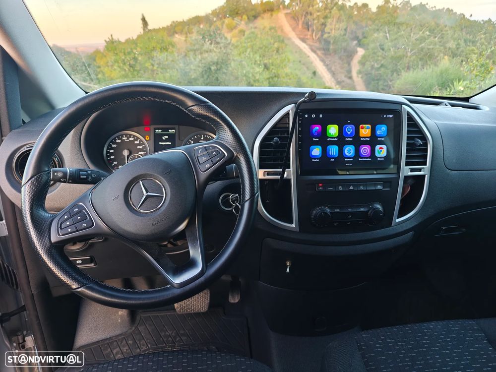 Mercedes-Benz Vito Tourer Longa Aut. SELECT - 17