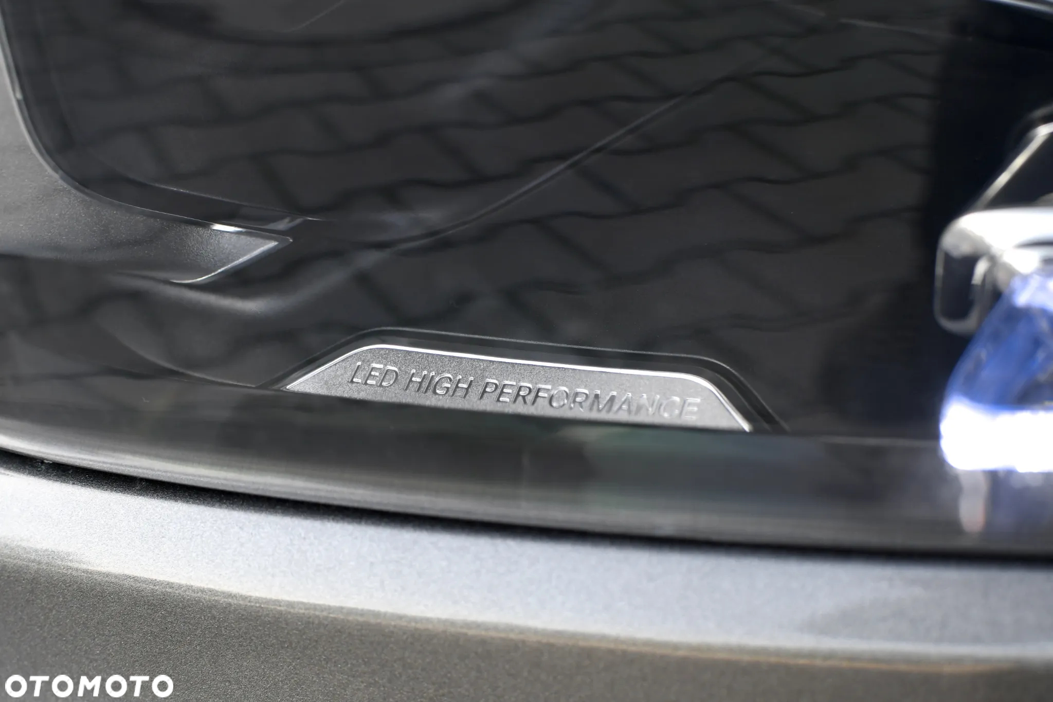 Mercedes-Benz GLB 250 4-Matic 8G-DCT - 26