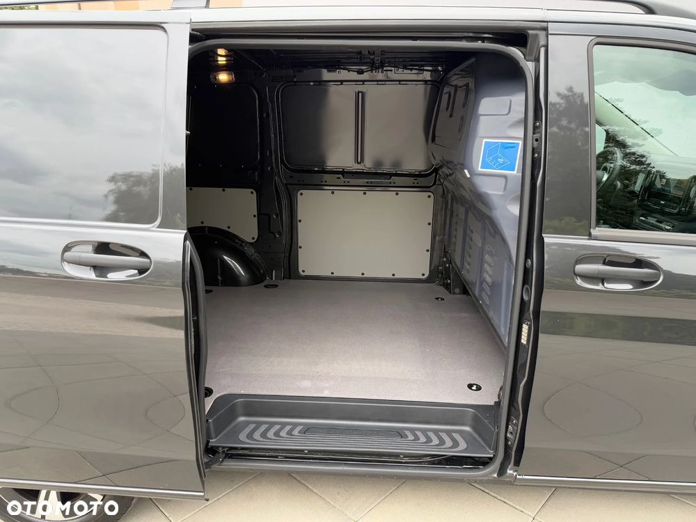 Mercedes-Benz VITO 119 - 8