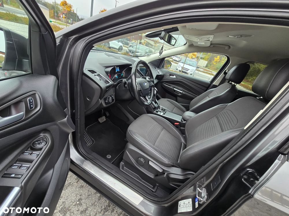Ford Kuga 2.0 TDCi 4x4 Titanium - 14