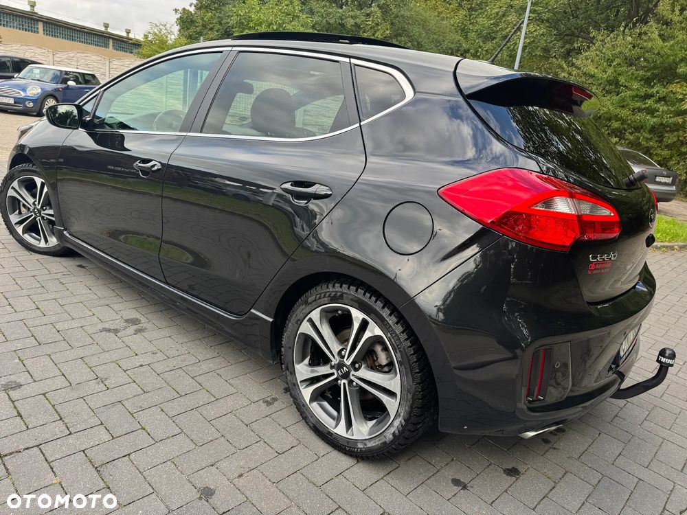 Kia Ceed 1.6 CRDi GT Line - 12