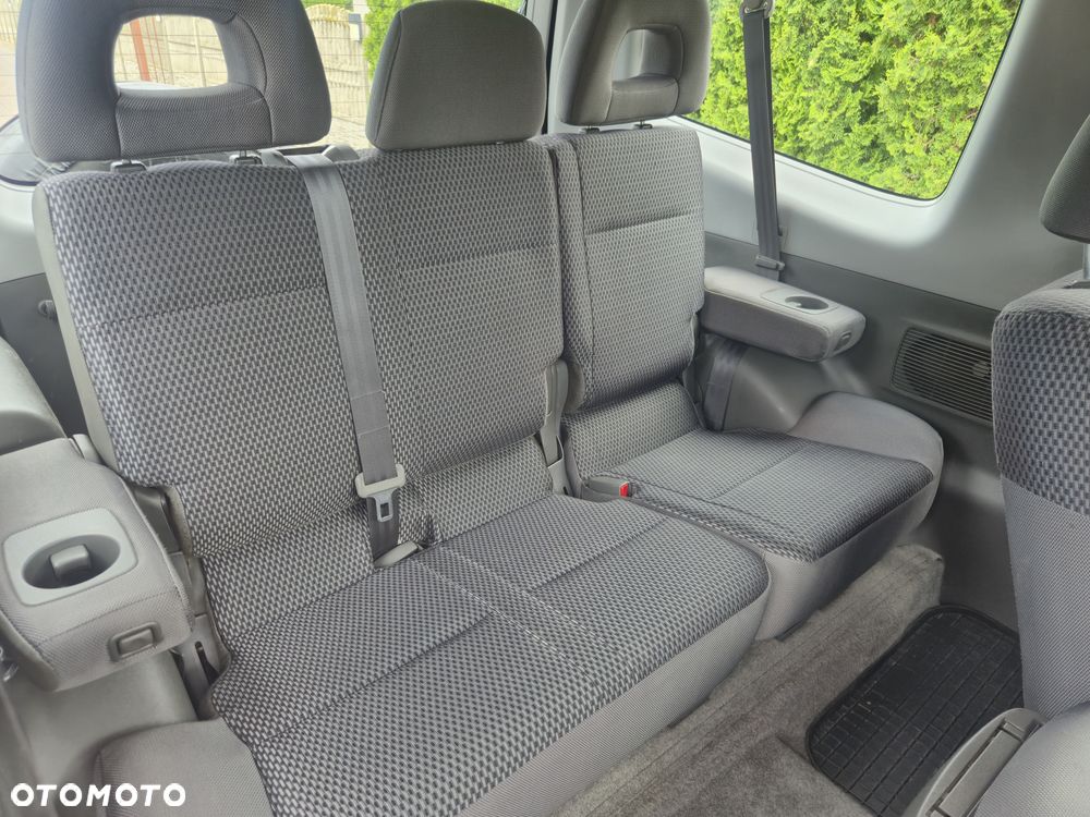 Mitsubishi Pajero - 12