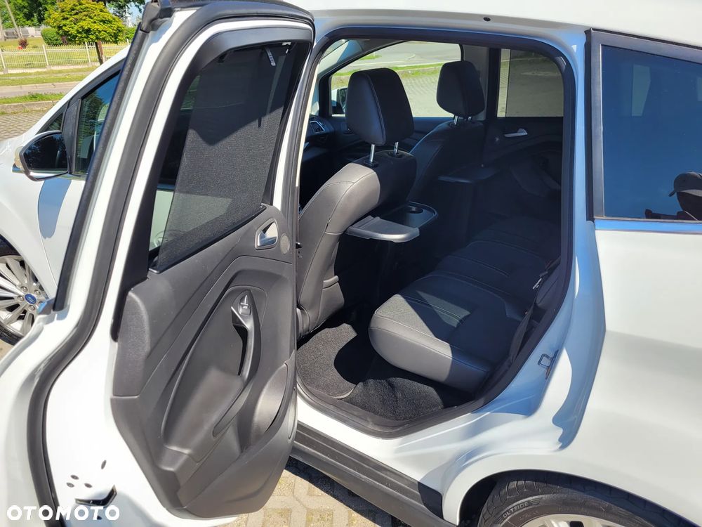 Ford C-MAX 2.0 TDCi Start-Stop-System Titanium - 22