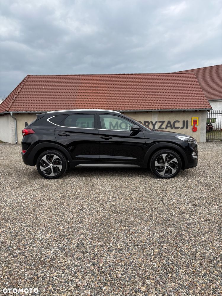 Hyundai Tucson 2.0 CRDI BlueDrive Style 2WD - 6