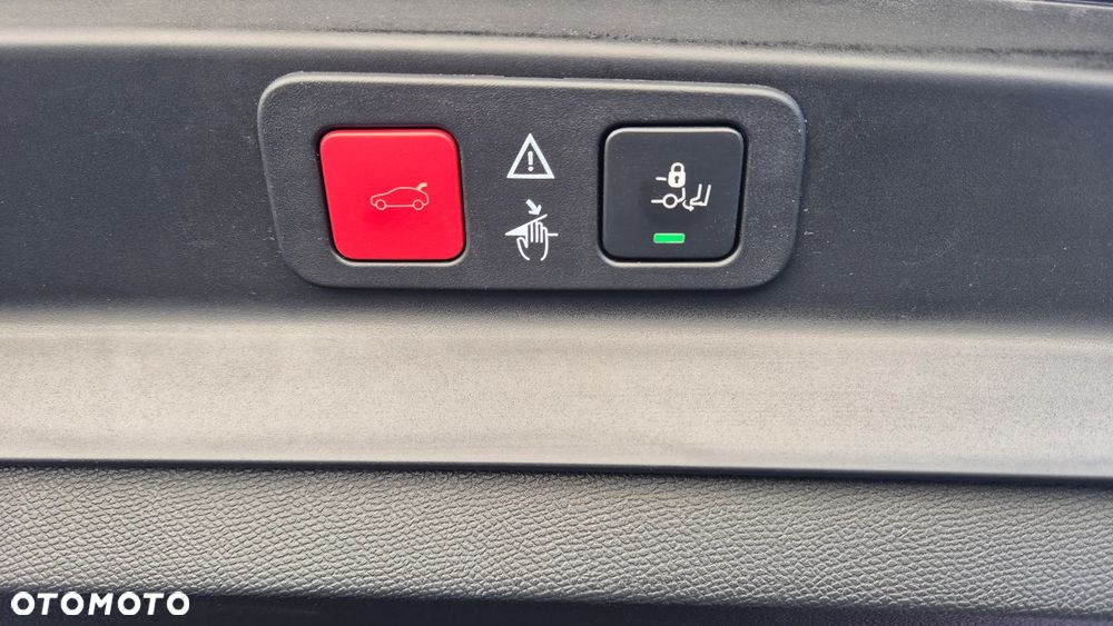 Peugeot 5008 2.0 BlueHDi GT Pack S&S EAT8 - 31