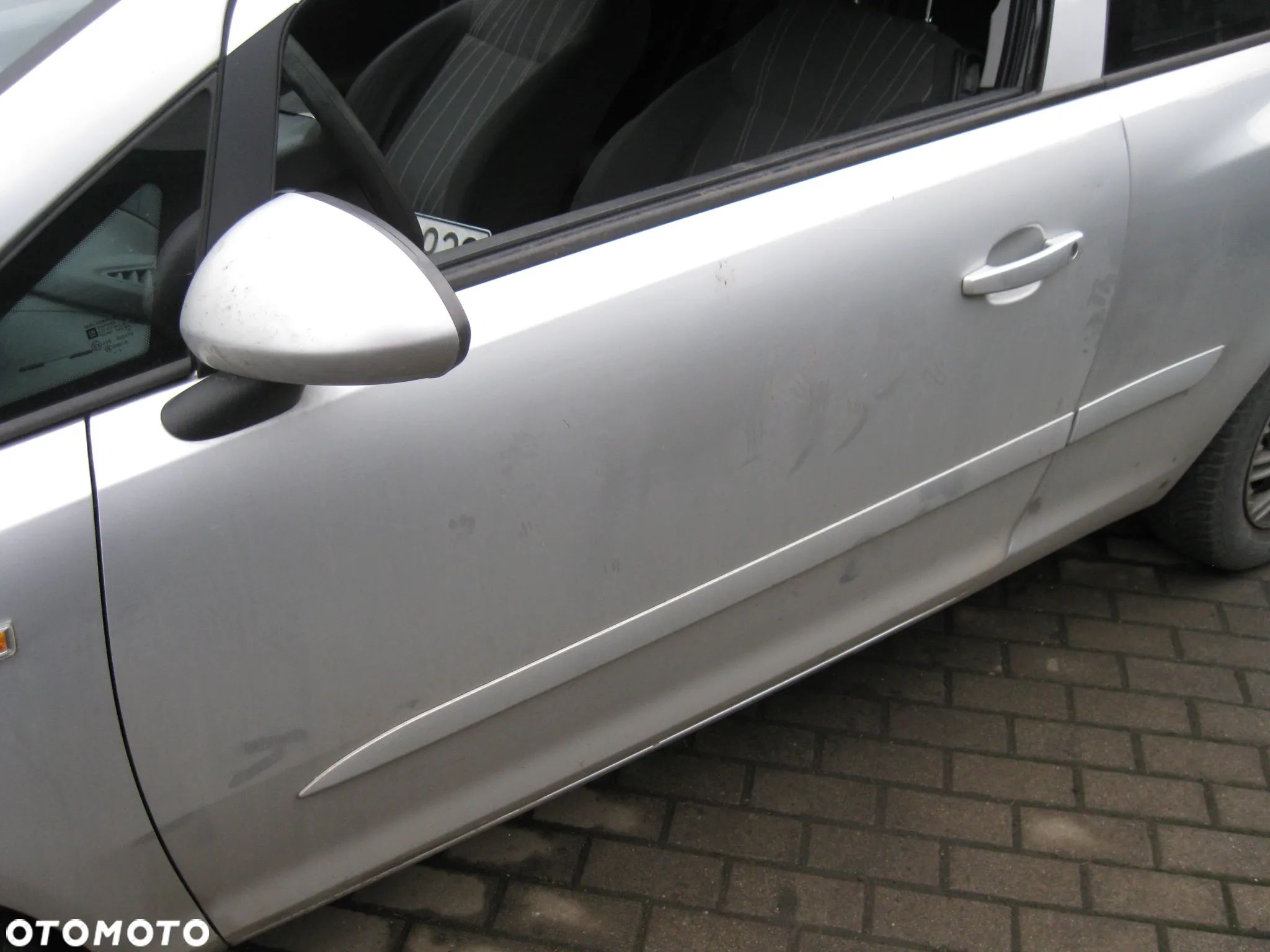 corsa d drzwi - 1