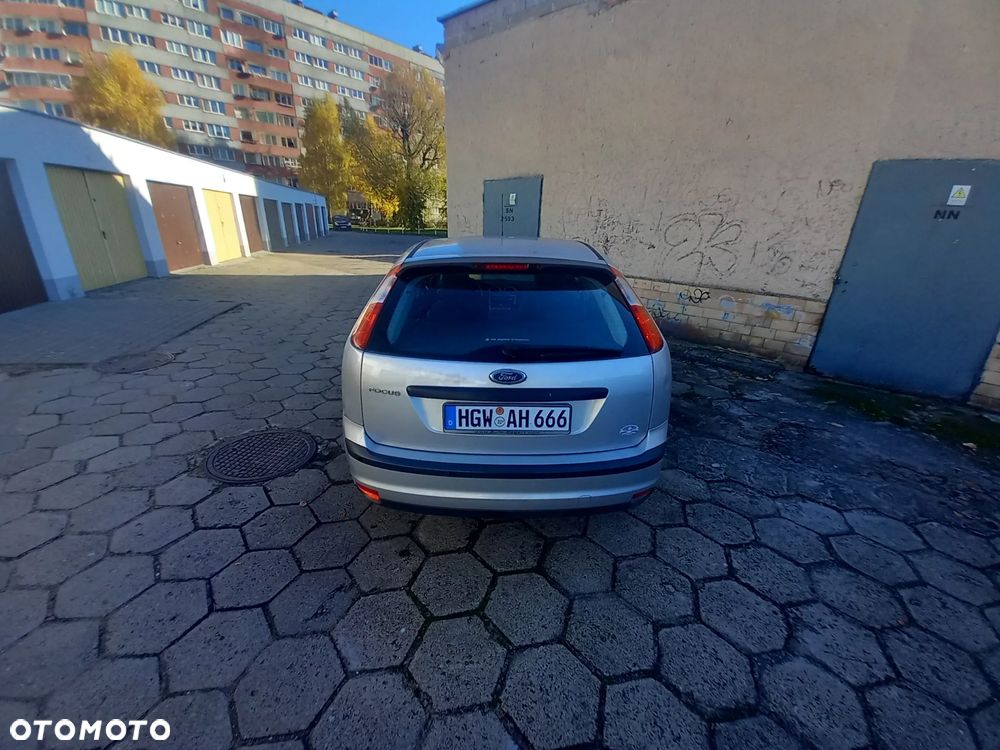 Ford Focus 1.6 Gold X - 18