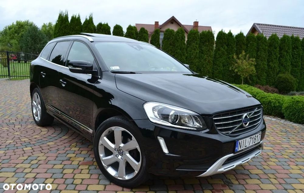 Volvo XC 60 D4 Drive-E Momentum - 1