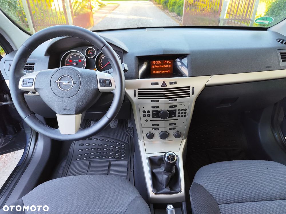 Opel Astra 1.6 Caravan Catch me now - 27