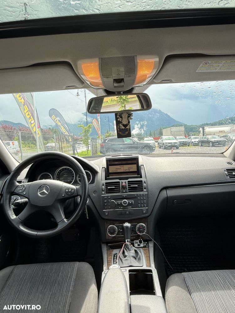 Mercedes-Benz C - 16