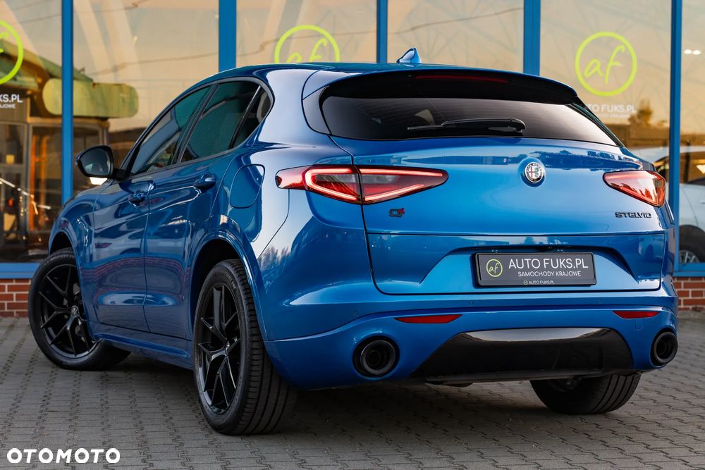 Alfa Romeo Stelvio 2.0 Turbo Veloce Q4 - 5