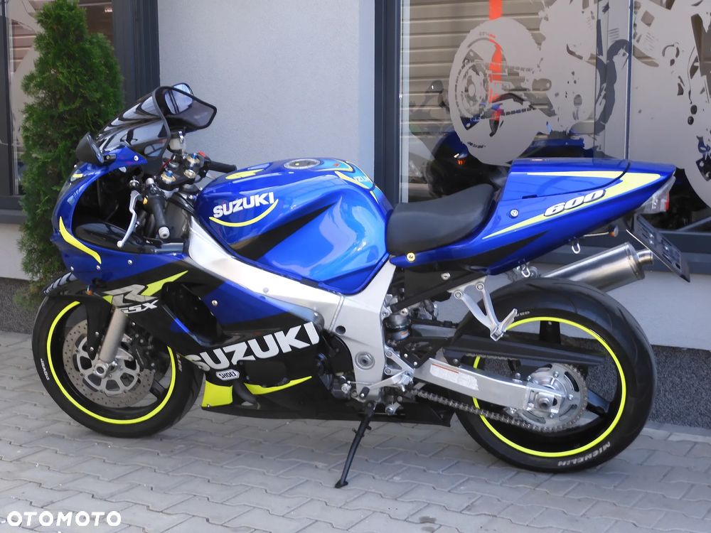 Suzuki GSX-R - 35