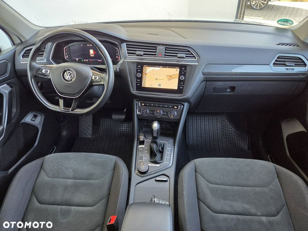 Volkswagen Tiguan Allspace - 8