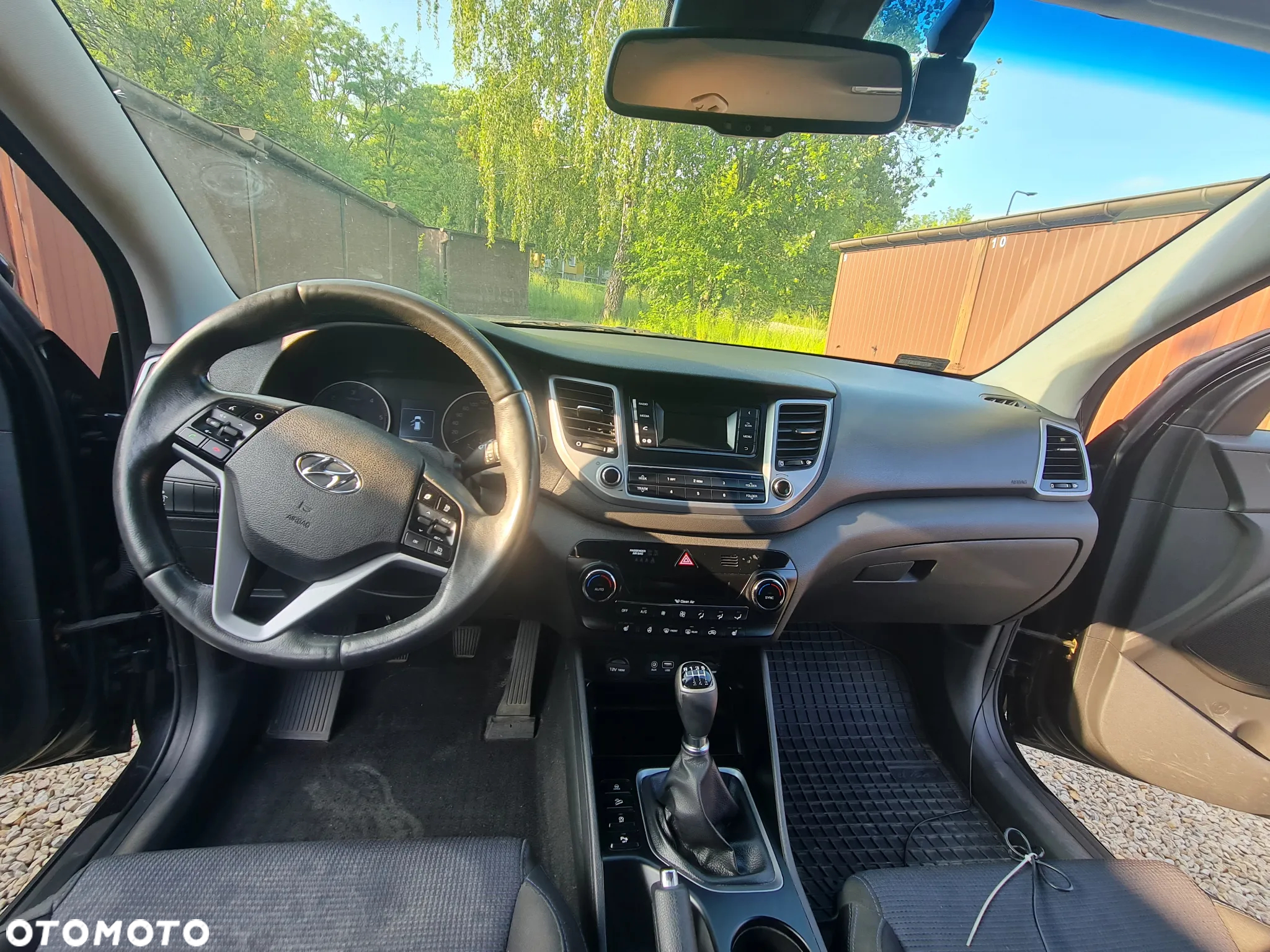 Hyundai Tucson 1.7 CRDI BlueDrive Comfort 2WD - 2