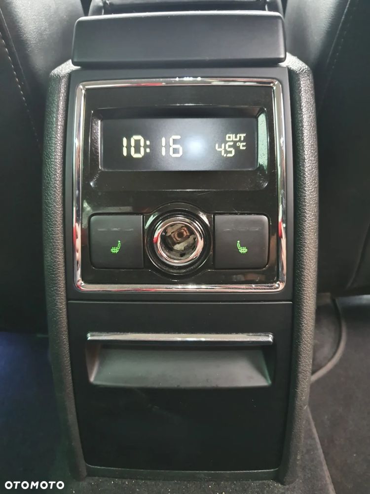 Skoda Superb 3.6 FSI 4x4 Elegance DSG - 35