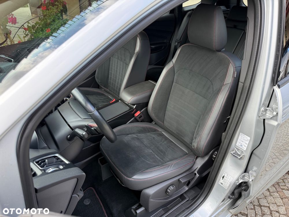 Ford Kuga 2.0 TDCi AWD ST-Line - 18
