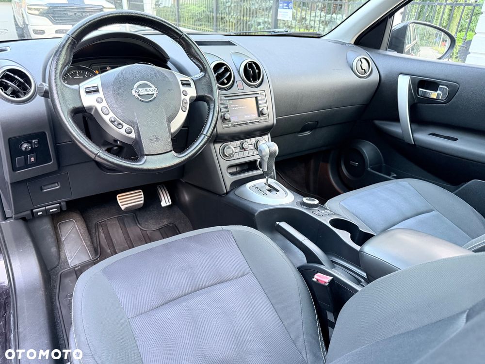 Nissan Qashqai+2 2.0 4x4 Tekna CVT - 23