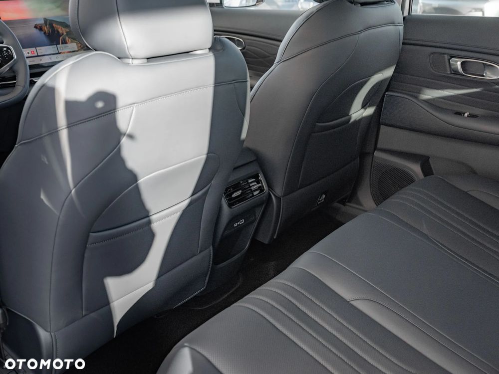 Geely Starray ver-em--i-1-5-phev-pro - 12