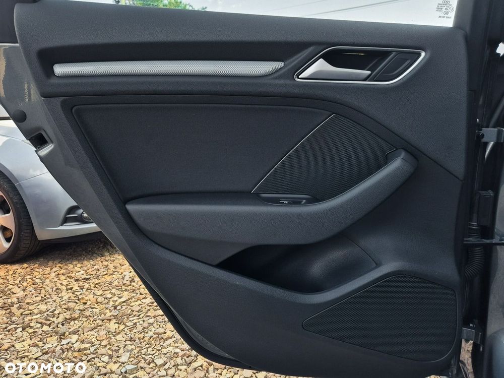 Audi A3 Sportback - 19