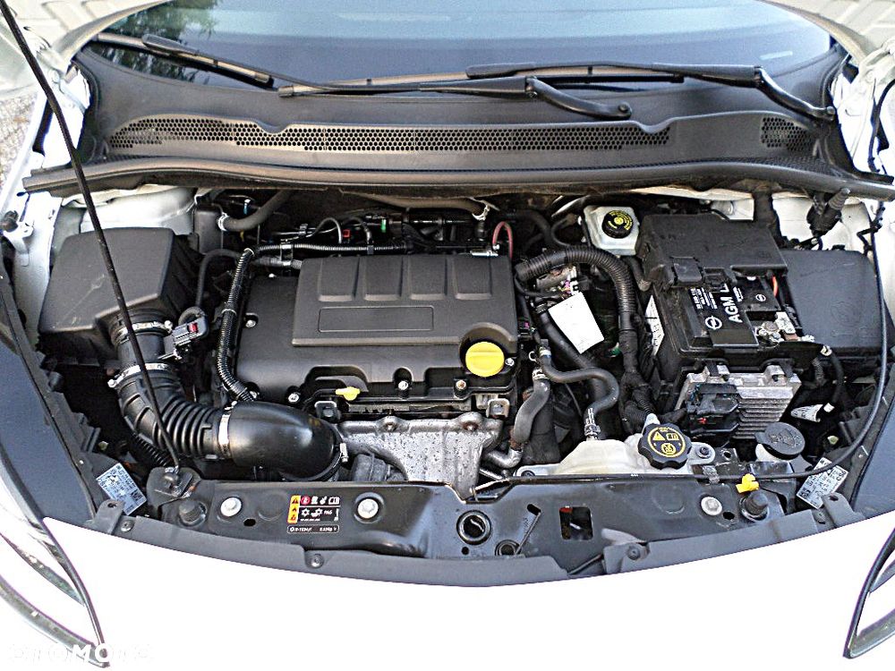 Opel Corsa 1.4 Turbo Start/Stop 120 Jahre - 39