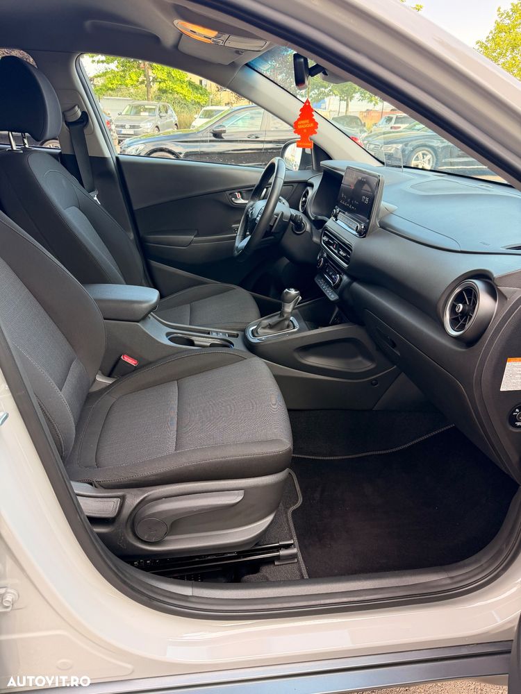 Hyundai KONA 1.6 GDI 141 CP 2WD 6DCT Luxury - 12