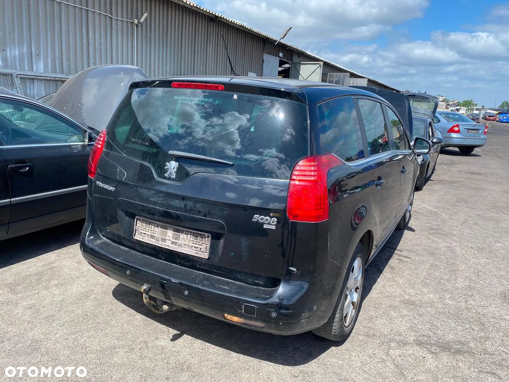 195 / Peugeot 5008 /Na Części / - 1